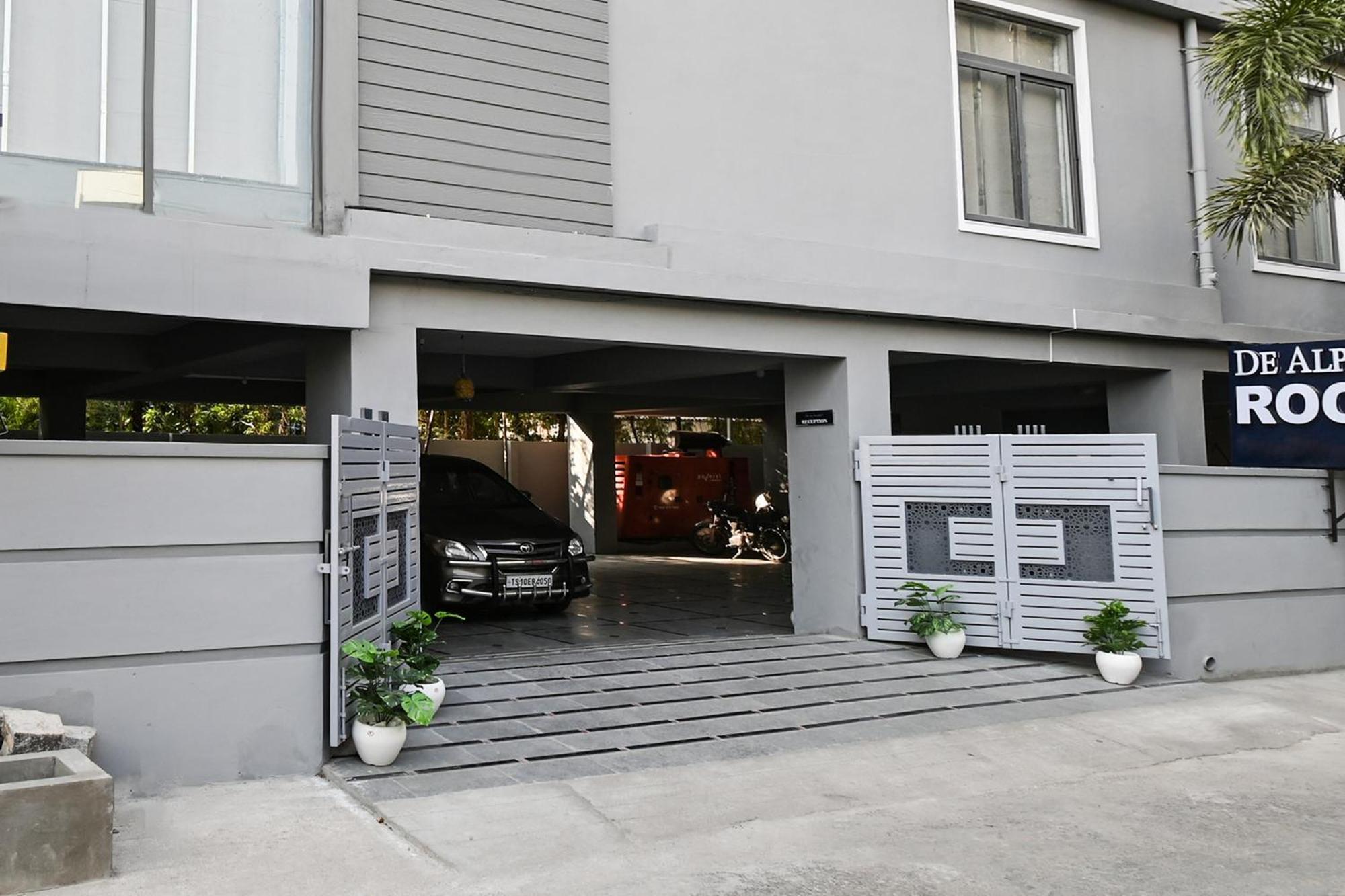 Super Townhouse De Alphabet Karmanghat Hyderabad Exterior foto